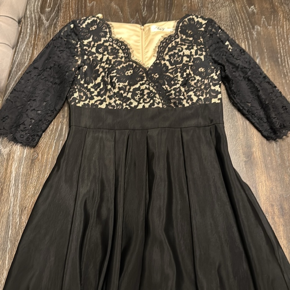 Eliza J Black Top Lace Flare Dress size 6 - Picture 3 of 7